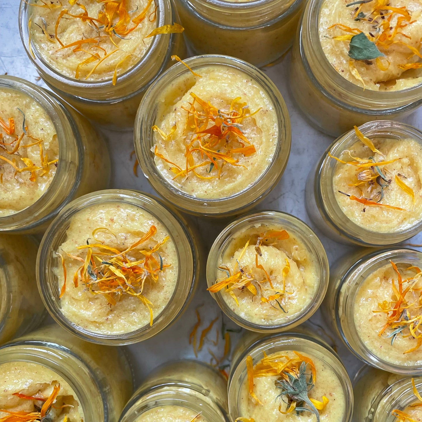 Kashmir - Balancing Salt Scrub